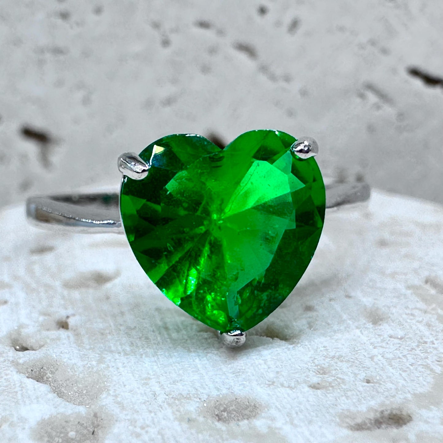 KEEPSAKE RING * special keepsake ring * made with ~ashes ~hair ~fur ~flowers ~feathers ~whiskers ~quills * choice of ~crystals ~opals