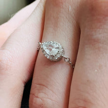 Load image into Gallery viewer, REFLECTIONS *special keepsake ring*forever*gems*chain ring*stone made with •ashes•hair•fur•dried flowers •feathers•whiskers•quills
