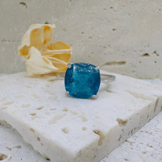 KEEPSAKE RING ~statement ring~ made with •cremation ashes•hair•fur•flowers•breast milk•fabric•beach sand•feathers ~forever in gems~
